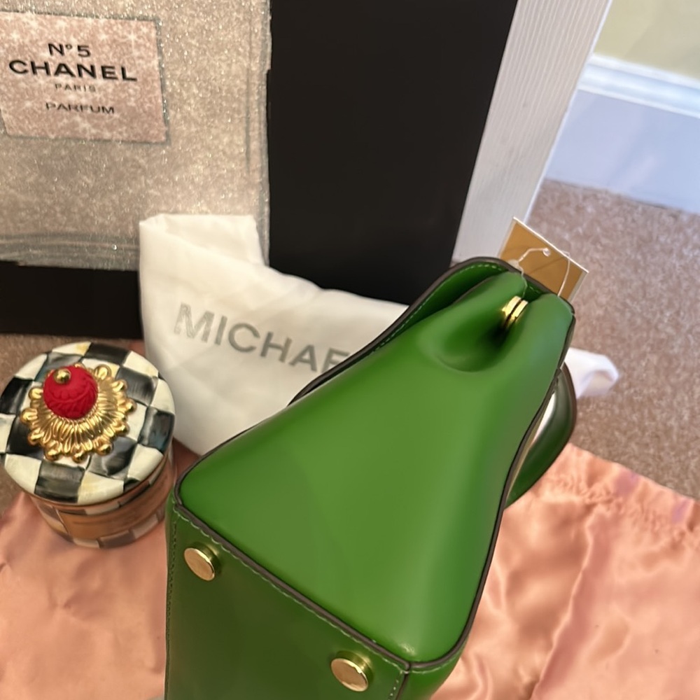 Michael Kors Handbag - Green - Picture 3 of 16